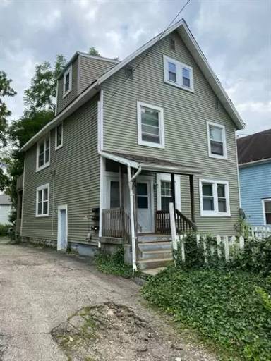 Main picture of 669 Moon St