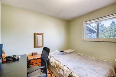 Main picture of 6701 S Albion Way