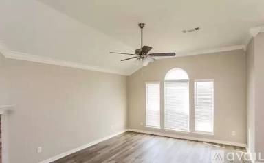 Main picture of 217 Los Angeles Dr