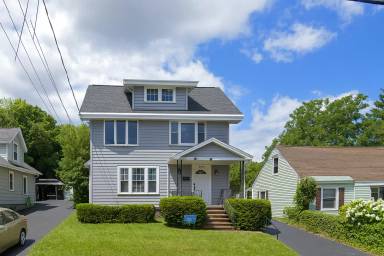 Main picture of 483 Pleasantview Ave