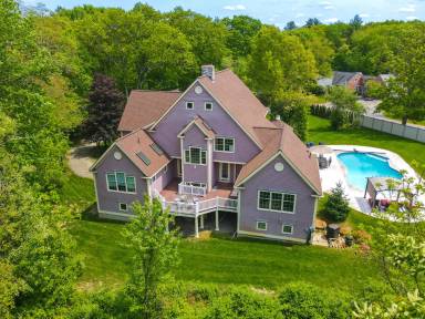 Main picture of 74 Reservoir St