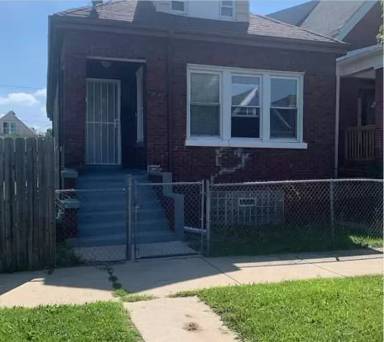 Main picture of 7231 S Marshfield Ave