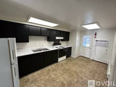 Main picture of 324 N Lakeland Dr
