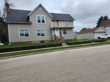 Main picture of 288 S Hickory St