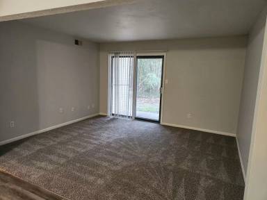 Main picture of 360 S Rosenberger Ave