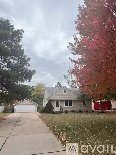 Main picture of 2439 17th Ave NW