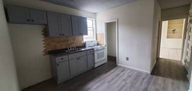 Main picture of 655 S 18 St
