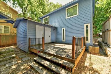 Main picture of 2712 Whitis Ave