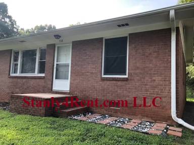 Main picture of 718 Brown Ave