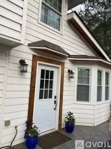 Main picture of 1222 Colony Dr