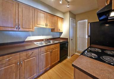 Main picture of Summit Ridge Apartments
