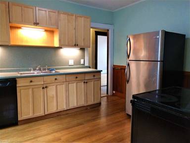 Main picture of 40 Eddy St