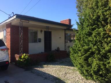 Main picture of 11207 Mansel Ave