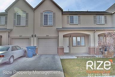 Main picture of 1621 W Red Oakleaf Ct