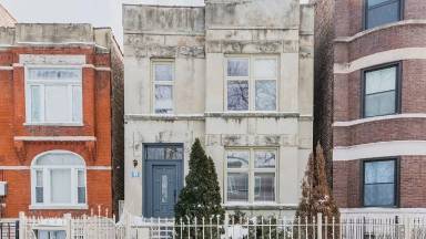 Main picture of 4627 S Langley Ave