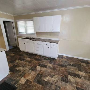 Main picture of 618 N Euclid Ave