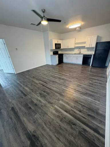 Main picture of 315 S Locust St