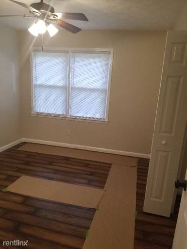 Main picture of 107 Misty Hollow Way