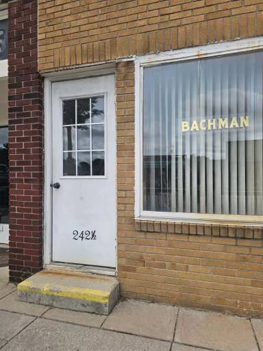 Main picture of 242 1/2 S Main St