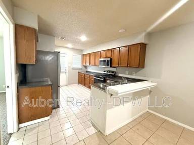 Main picture of 1021 Vera Ct