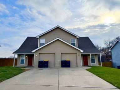 Main picture of 8919 NE 73rd Ct