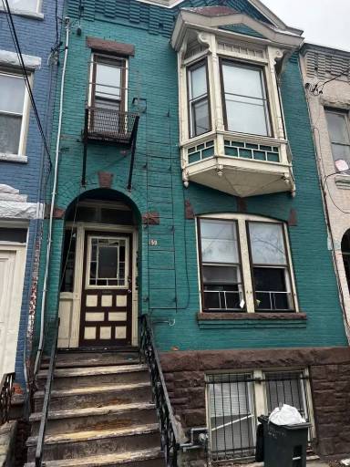 Main picture of 159 Lark Street - 2