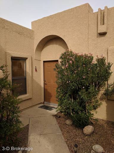 Main picture of 650 W Rushwood Dr