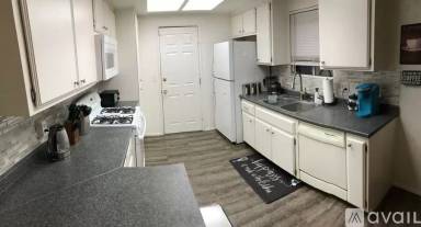 Main picture of 6764 Estrella Ave