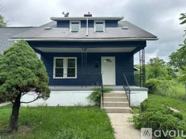 Main picture of 1356 Genessee Ave