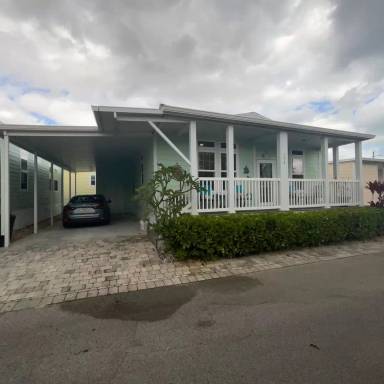 Main picture of 173 NE Portside Dr