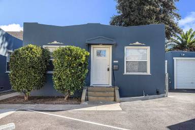 Main picture of 2100 Pacific Ave