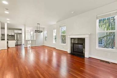 Main picture of 2332 NW Miller Rd