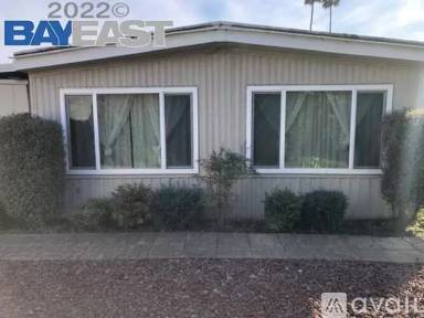 Main picture of 2401 Almaden Pl