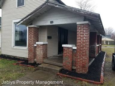 Main picture of 232 N 12th St
