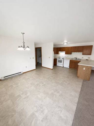 Main picture of 600 Creek Rd