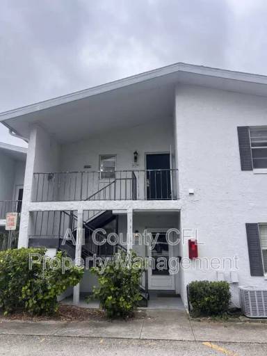 Main picture of 6024 Amberly Ave