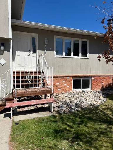 Main picture of 2981 Avenue E