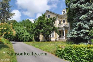 Main picture of 745 Pleasant St