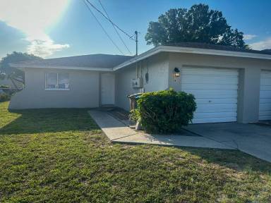 Main picture of 29 SE 24th Ave