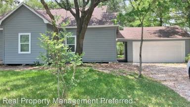 Main picture of 701 16th Ave N
