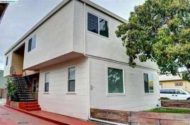 Main picture of 982A Kains Ave
