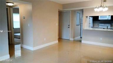 Main picture of 9722 Hammocks Blvd