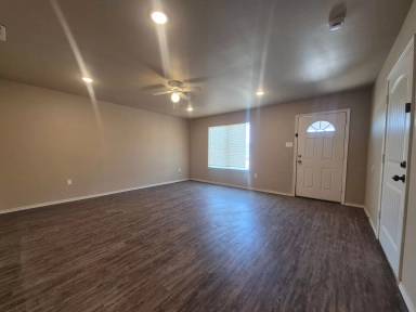 Main picture of 2408 N Avenue O