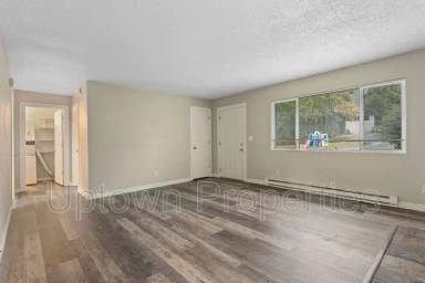 Main picture of 22745 SW Orcutt Pl