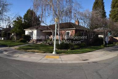 Main picture of 1641 9th Ave