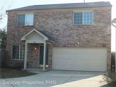 Main picture of 9839 Worthington Blvd