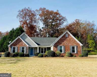 Main picture of 7280 Lanier Cove Ct
