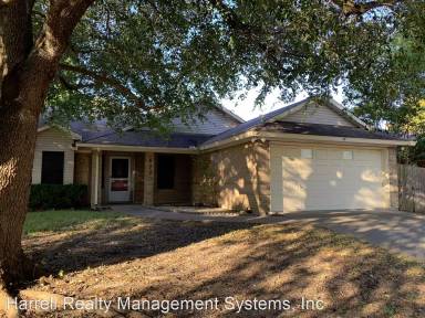 Main picture of 1720 Riata Dr