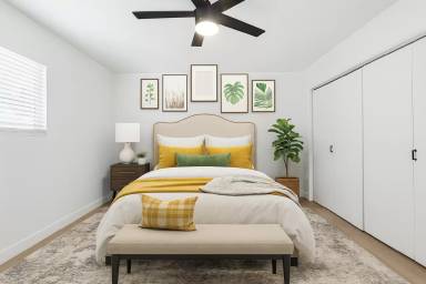 Main picture of 748 Newport Ave