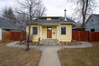 Main picture of 332 Edwards St